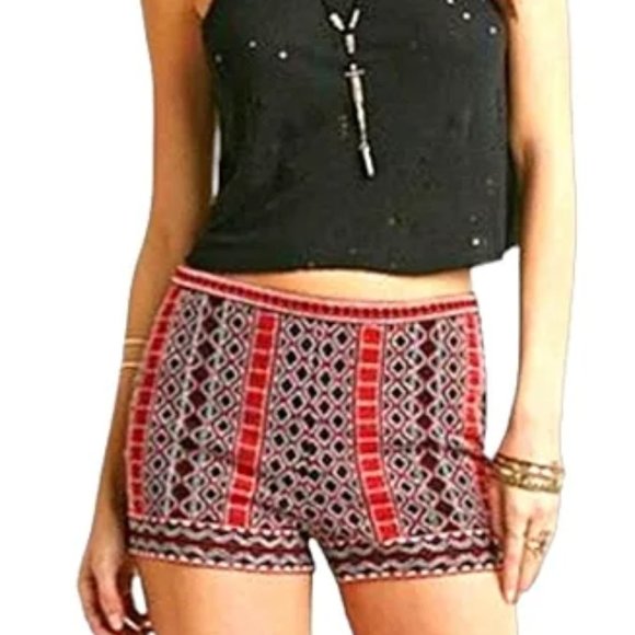FOREVER 21 Embroidered & Beaded Shorts. Fully lined. 2" inseam Size L - Picture 1 of 7
